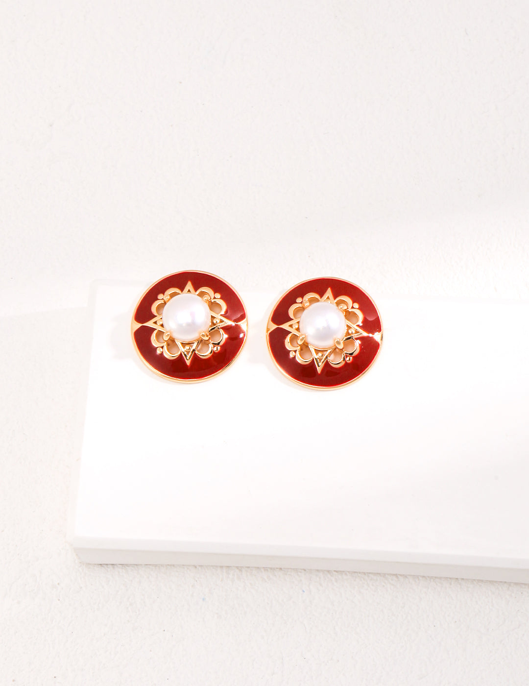 Glazing Pearl Earring