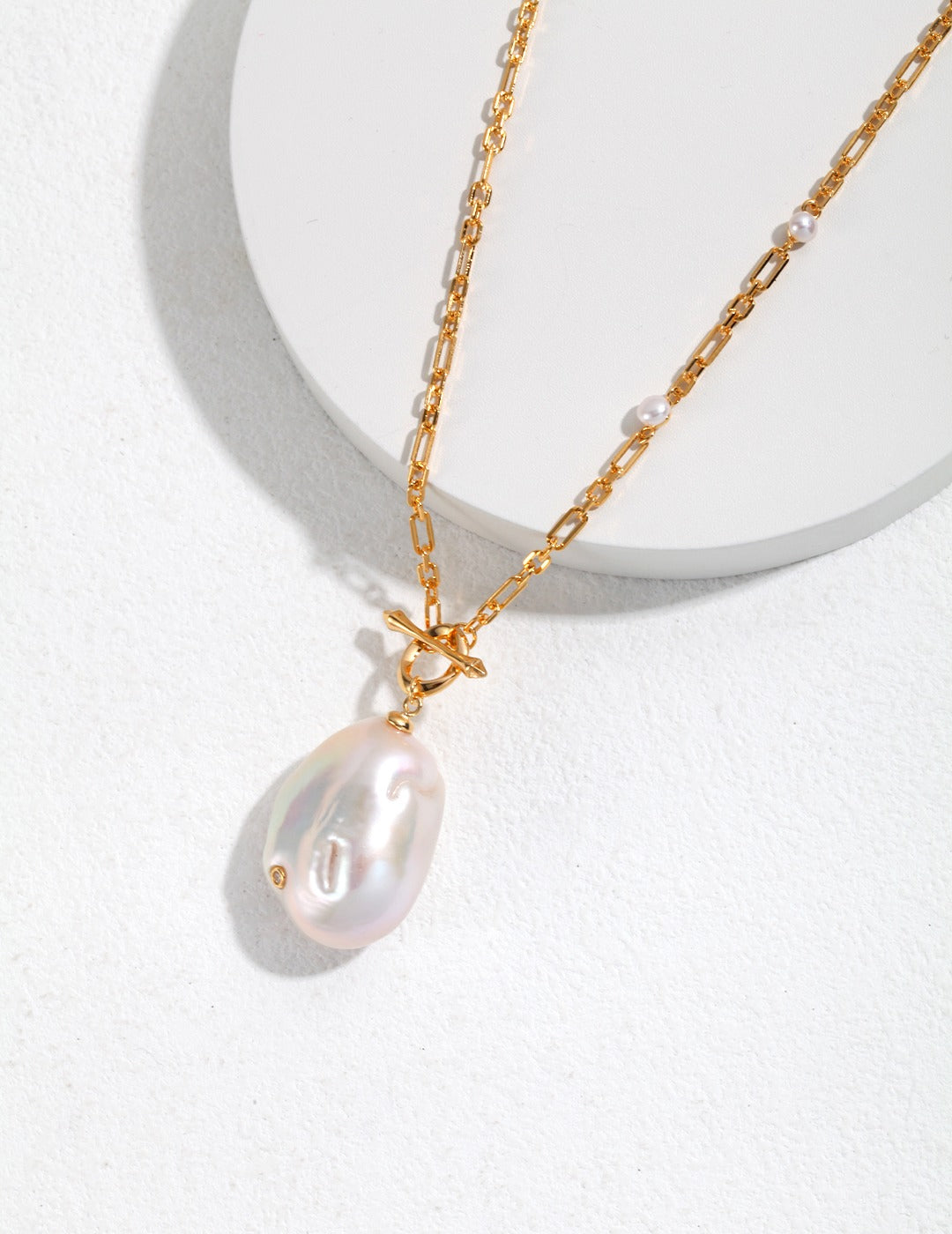 Baroque Long Necklace