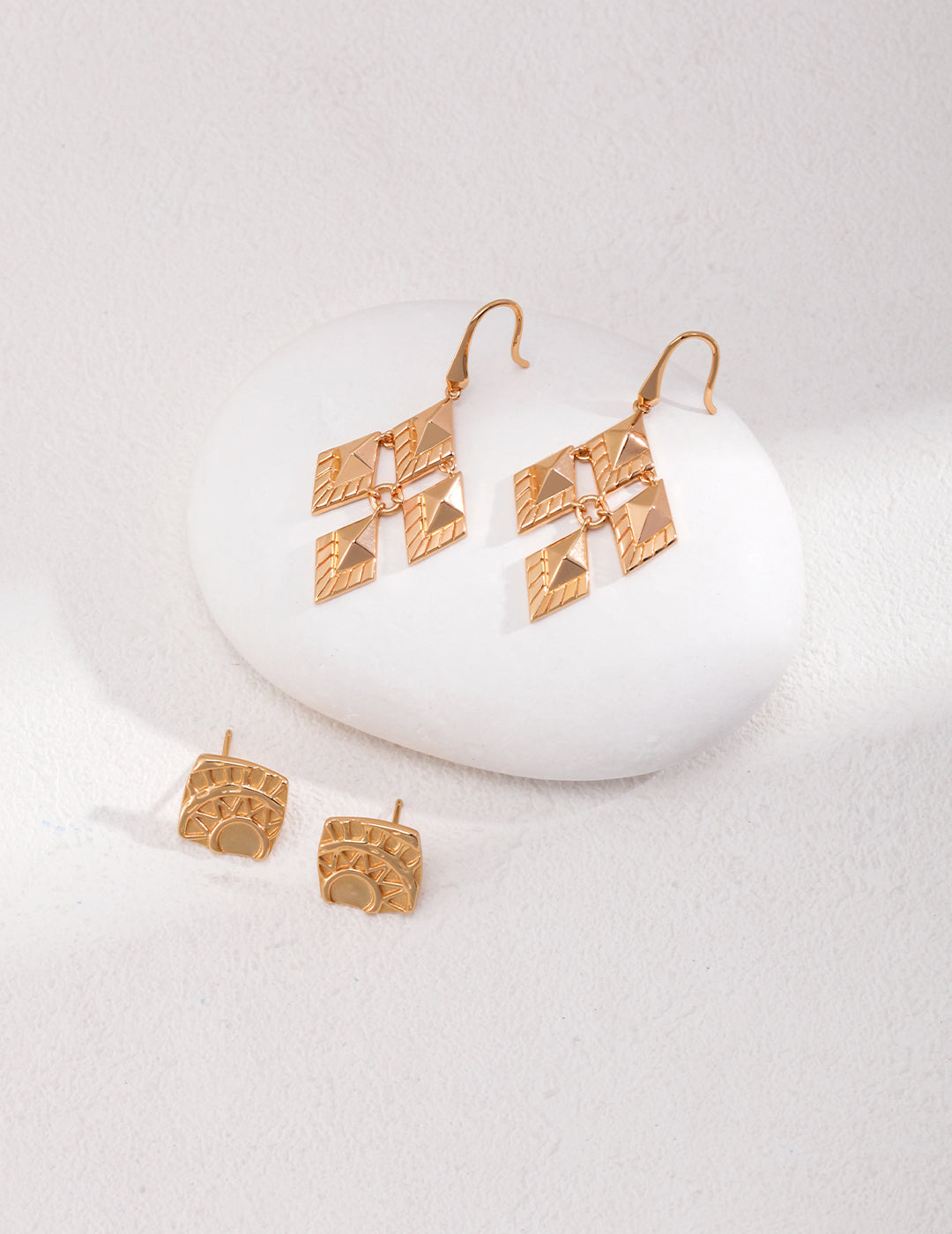 Diamond Shaped Earring