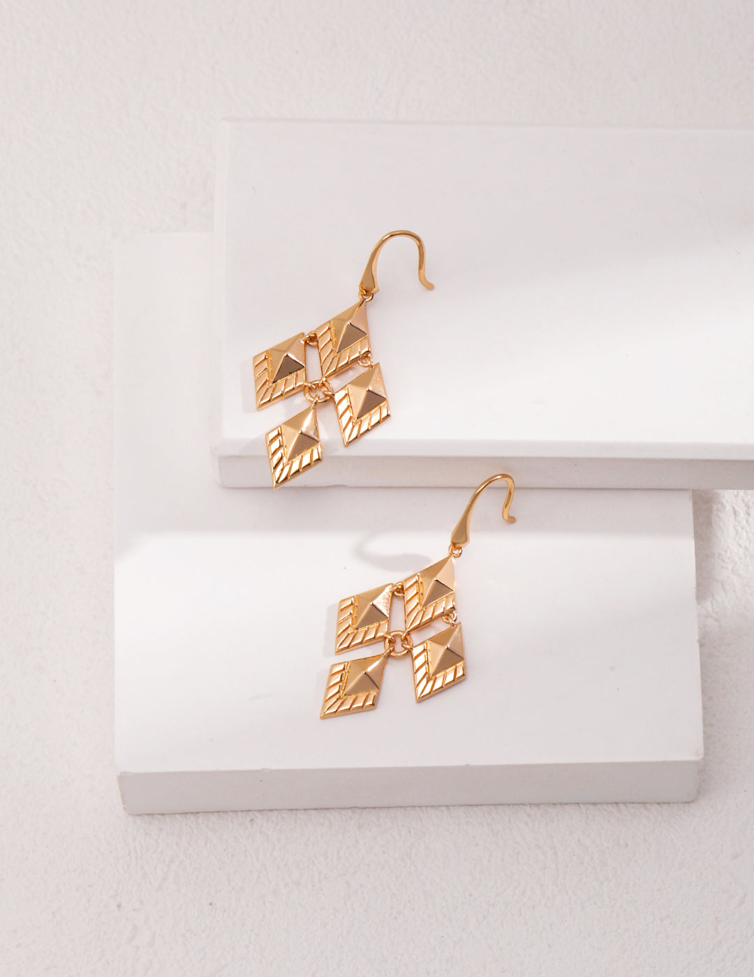 Diamond Shaped Earring