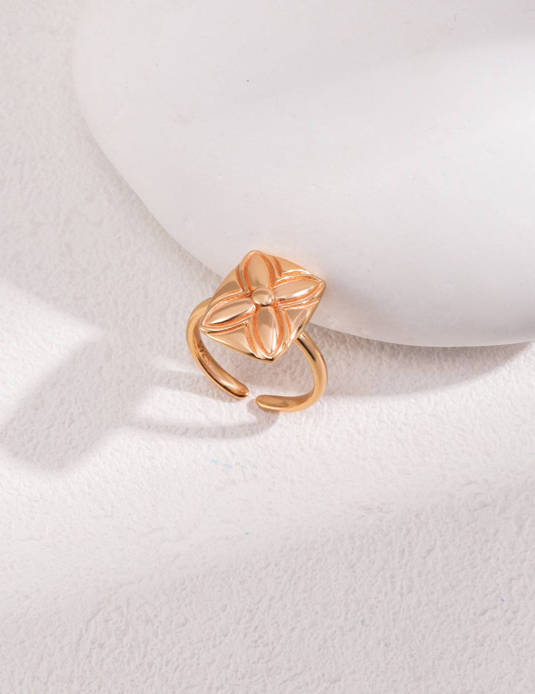 Four Leaf Clover Ring