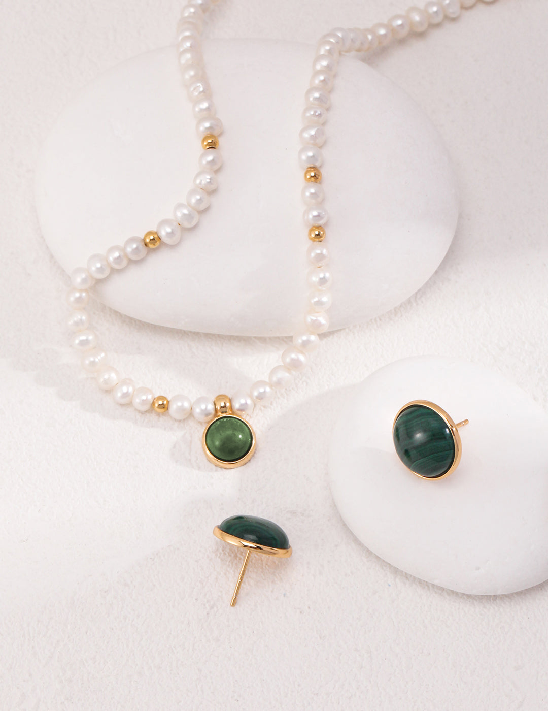 Aquatic Agate Pearl Necklace