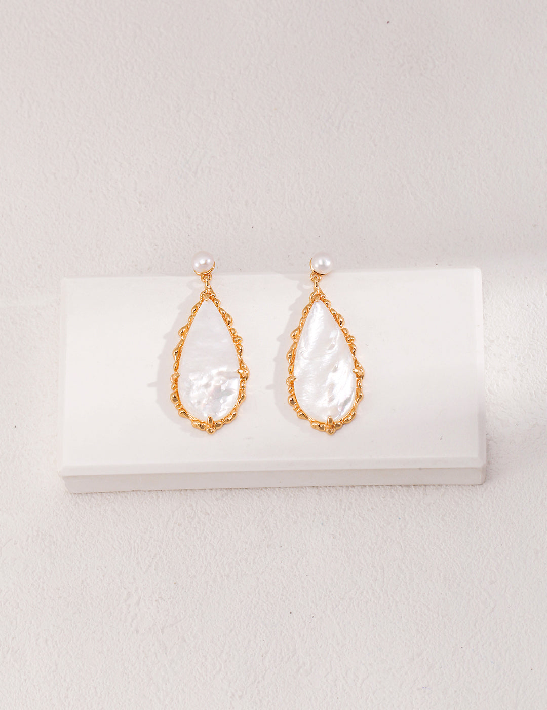 Pearl Earring