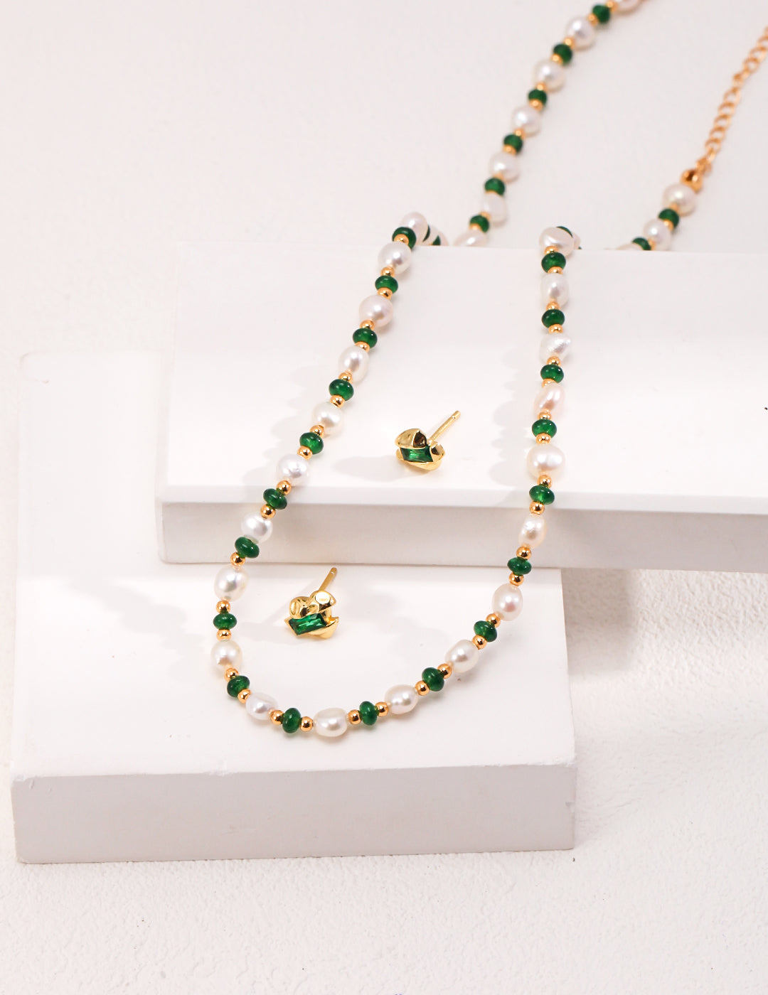 Emerald Pearl Necklace