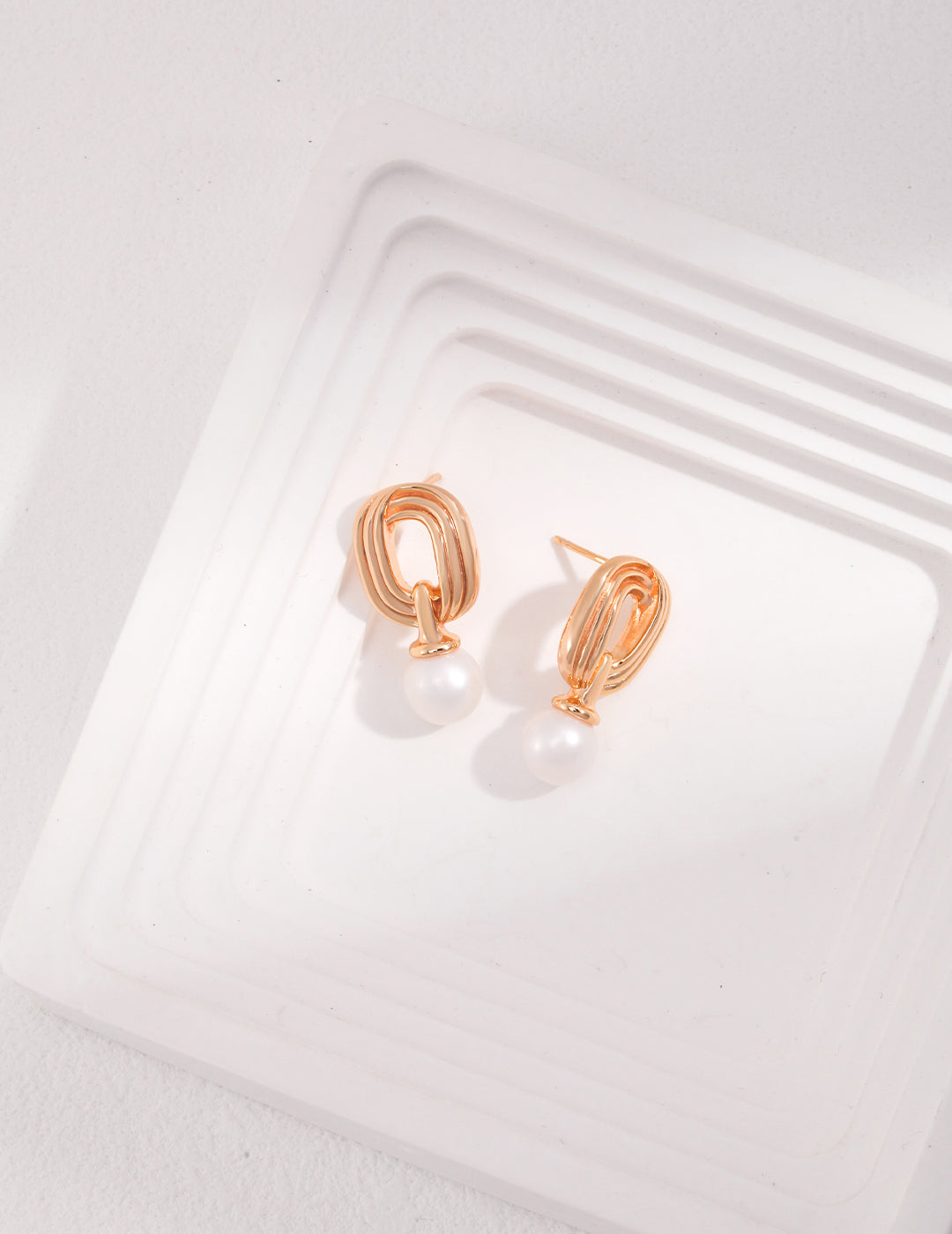 Minimalist Style Necklace and Earring