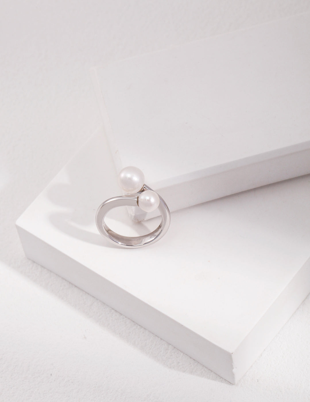 Silver Pearl Ring