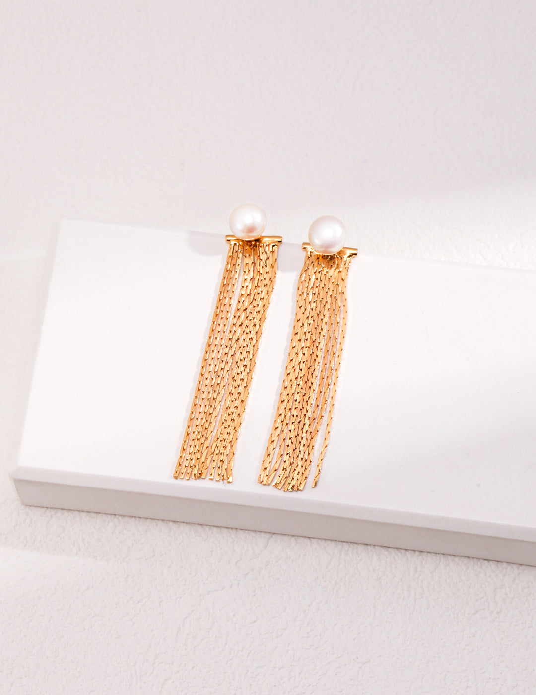 Tassel Pearl Earring