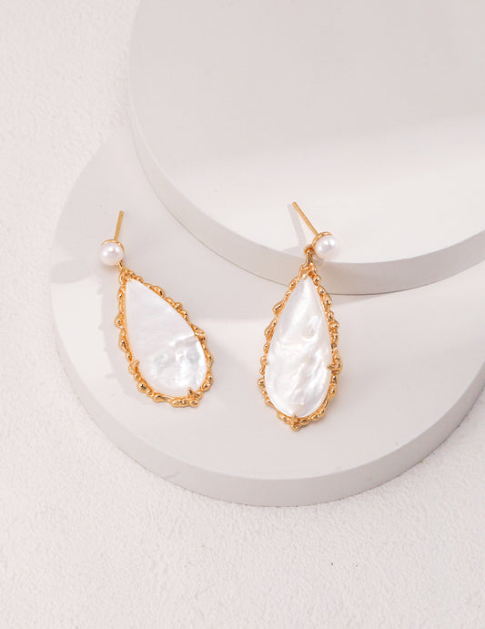 Pearl Earring
